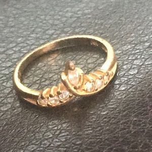 Size 8 Ring